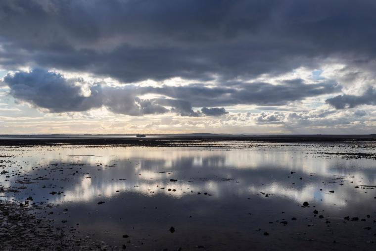 moody sky over Chalkwell Beach