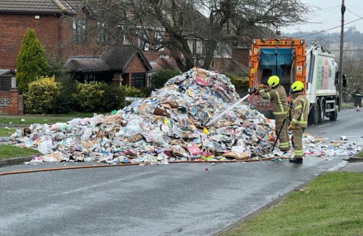 bin lorry fire