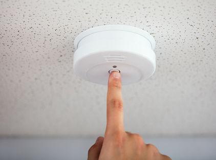 smoke-alarm-testing