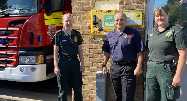 Firefighter Nick Walton meets paramedics who saved his life